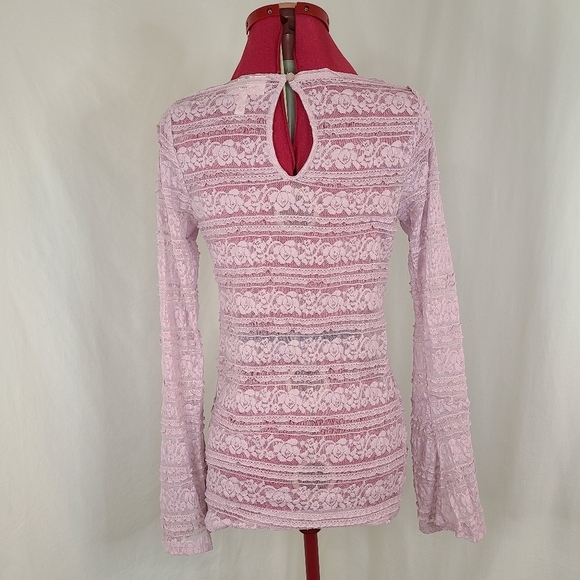 Jessica Simpson Maternity Lavender Floral Lace Bell Sleeve Top - Picture 4 of 12